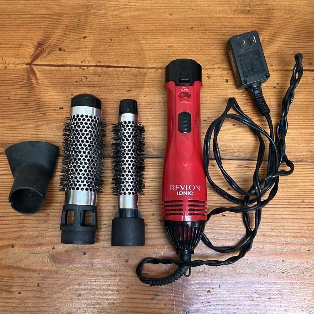Revlon Ionic Technology Perfect Heat & Style Hair Dryer